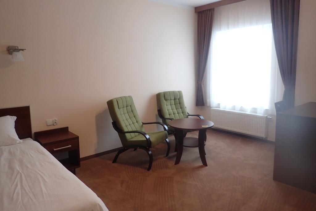 Gosciniec Pan Tadeusz II Hotel Giżycko Exterior foto
