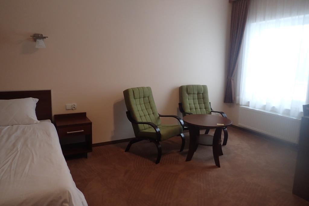 Gosciniec Pan Tadeusz II Hotel Giżycko Exterior foto