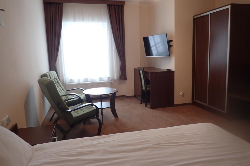 Gosciniec Pan Tadeusz II Hotel Giżycko Exterior foto